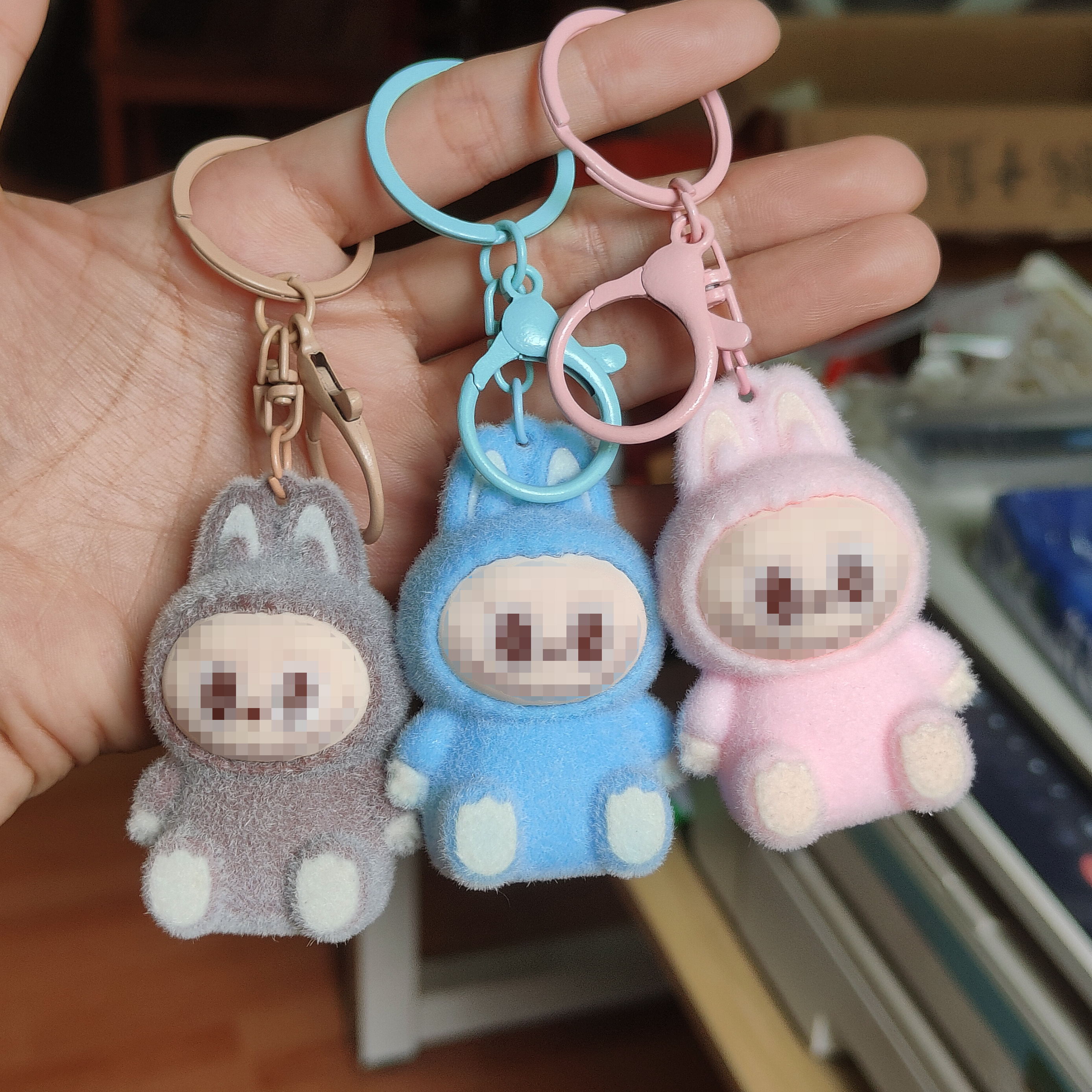 1PC portachiavi bambola di peluche giocattolo in PVC accessori per telefono ciondolo borsa fascino portachiavi per auto portachiavi bambola carina colori caramelle colorate