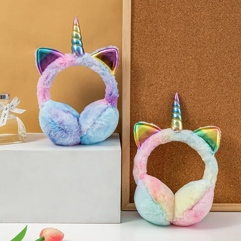 Cache-oreilles licorne colorée en peluche douce et moelleuse pour enfants, cache-oreilles chauds d'hiver avec oreilles de chat mignonnes, chapeau en fourrure tie-dye