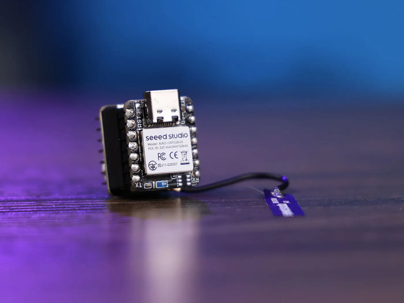 XIAO nRF52840 & Wio-SX1262 Kit for Meshtastic, 868MHZ, 915MHz, LoRa 862-930MHz, Microcontroller Bluetooth, Integrated Antenna