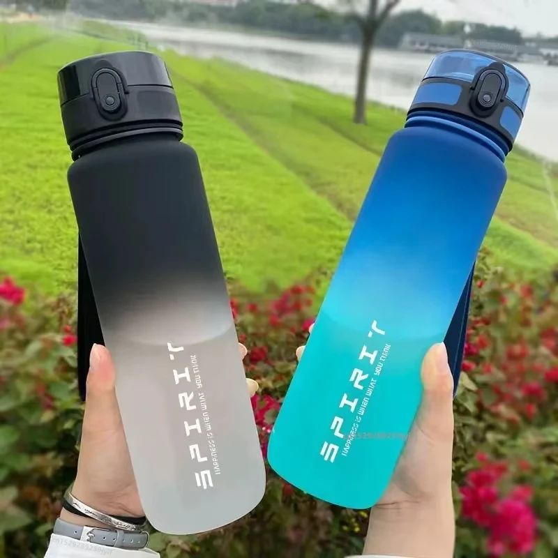 Bottiglia d'acqua sportiva da 1 litro di grande capacità, a prova di perdite, tazza di plastica colorata, per bere, viaggi all'aperto, palestra portatile, fitness