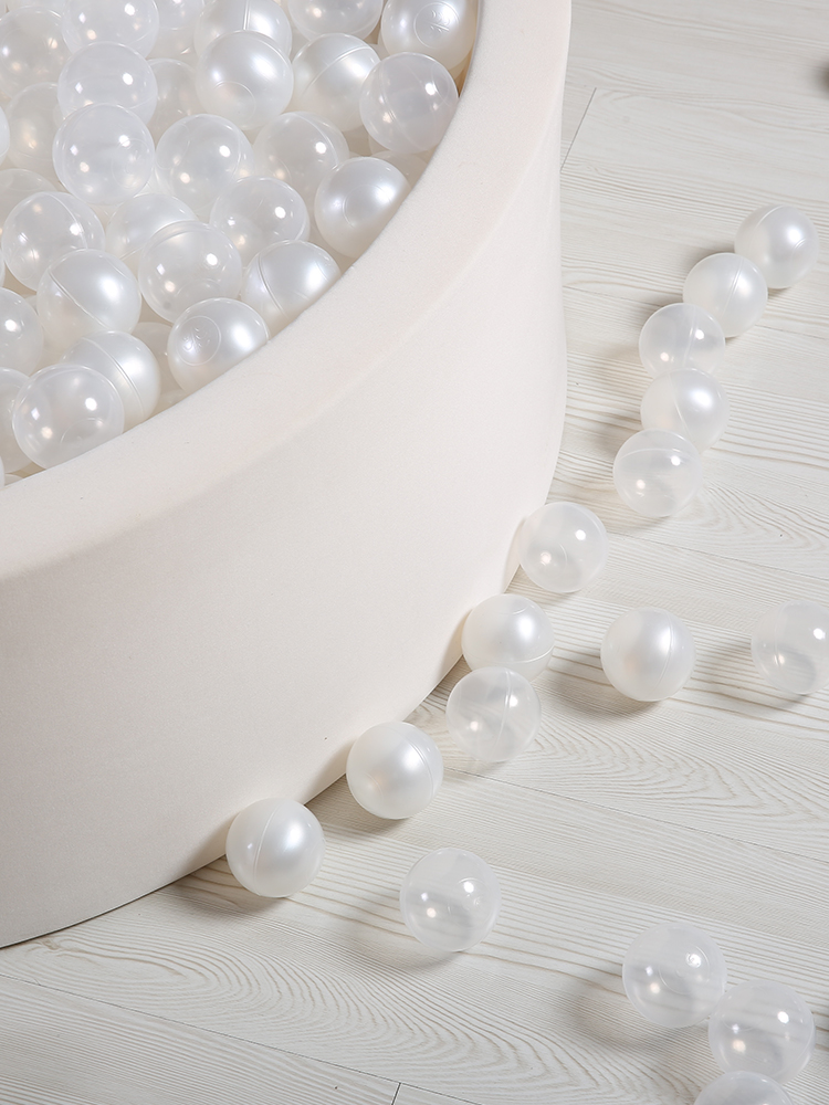 Engrossar à prova de esmagamento 5.5cm 100pcs bolas de plástico multicolor pérola branca e transparente para crianças brincam com saco