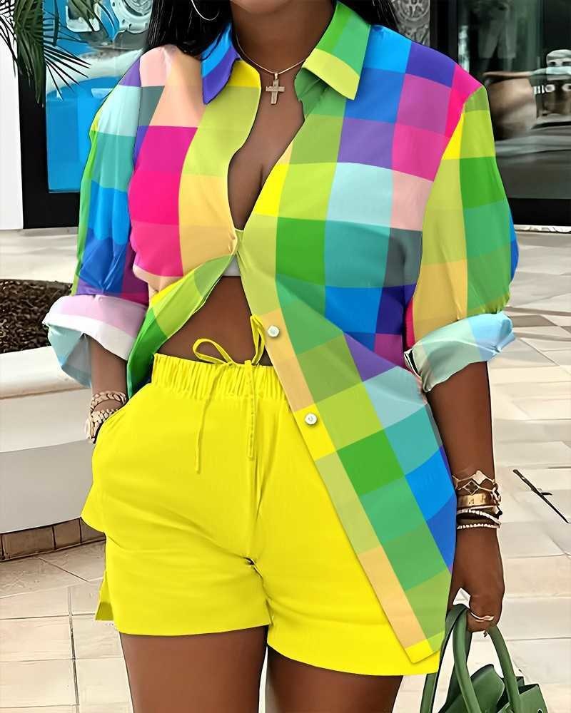 Женский костюм-поло с длинным рукавом и свободными шортами