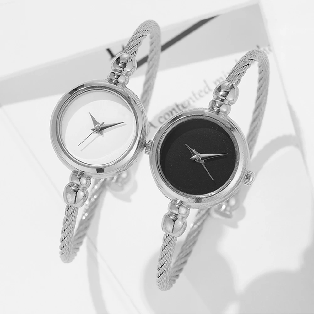 คู่สไตล์สร้อยข้อมือเงินทอง Minimalist นาฬิกาข้อมือแฟชั่นสายคล้องคอผู้หญิงควอตซ์นาฬิกา Casual ผู้หญิงนาฬิกาชุด