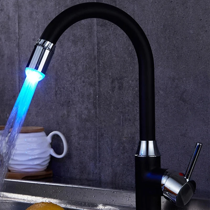 NOWA Lampka nocna Led RGB Kran Kreatywna lampa wodna Lampy prysznicowe Romantyczne 7-kolorowe oświetlenie dekoracyjne do łazienki w gospodarstwie domowym
