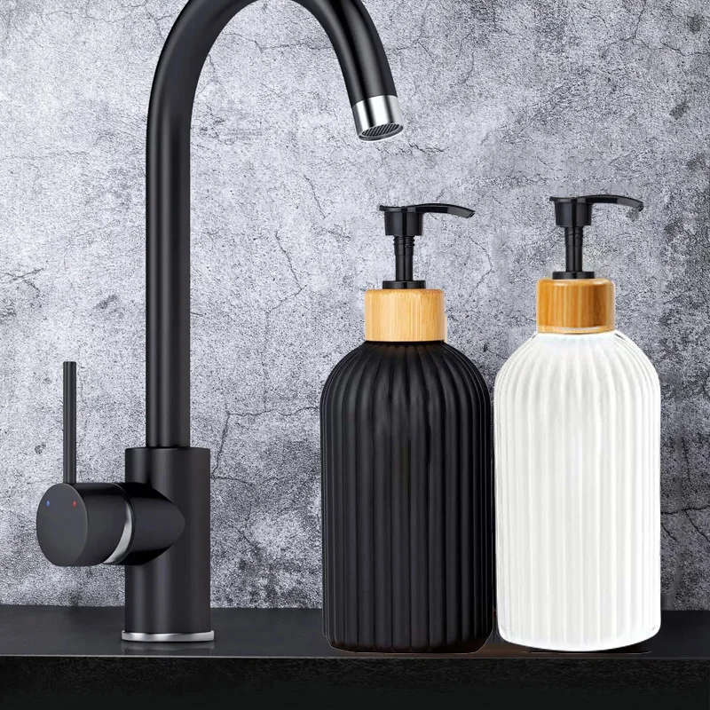 Strip Soap Dispenser com Bomba de Bambu, Garrafa Recarregável, Shampoo Condicionador, Loção, Lavagem Corporal, Recipiente Vazio para Banheiro, 500ml