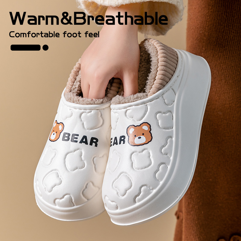 Chinelos de algodão impermeáveis para mulheres no inverno, novo estilo para uso ao ar livre, saco de isolamento doméstico antiderrapante e sapato de algodão de casal