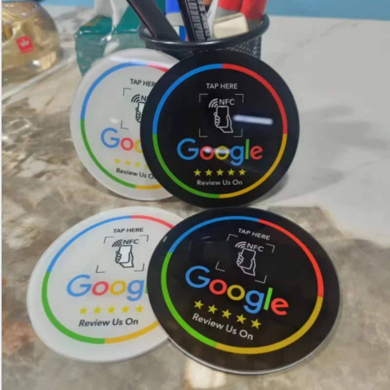 13,56 MHz programmeerbaar acryl met zelfklevende achterkant NFC-tafelsticker Diameter 10 cm Google beoordelingen NFC-sticker NFC 215
