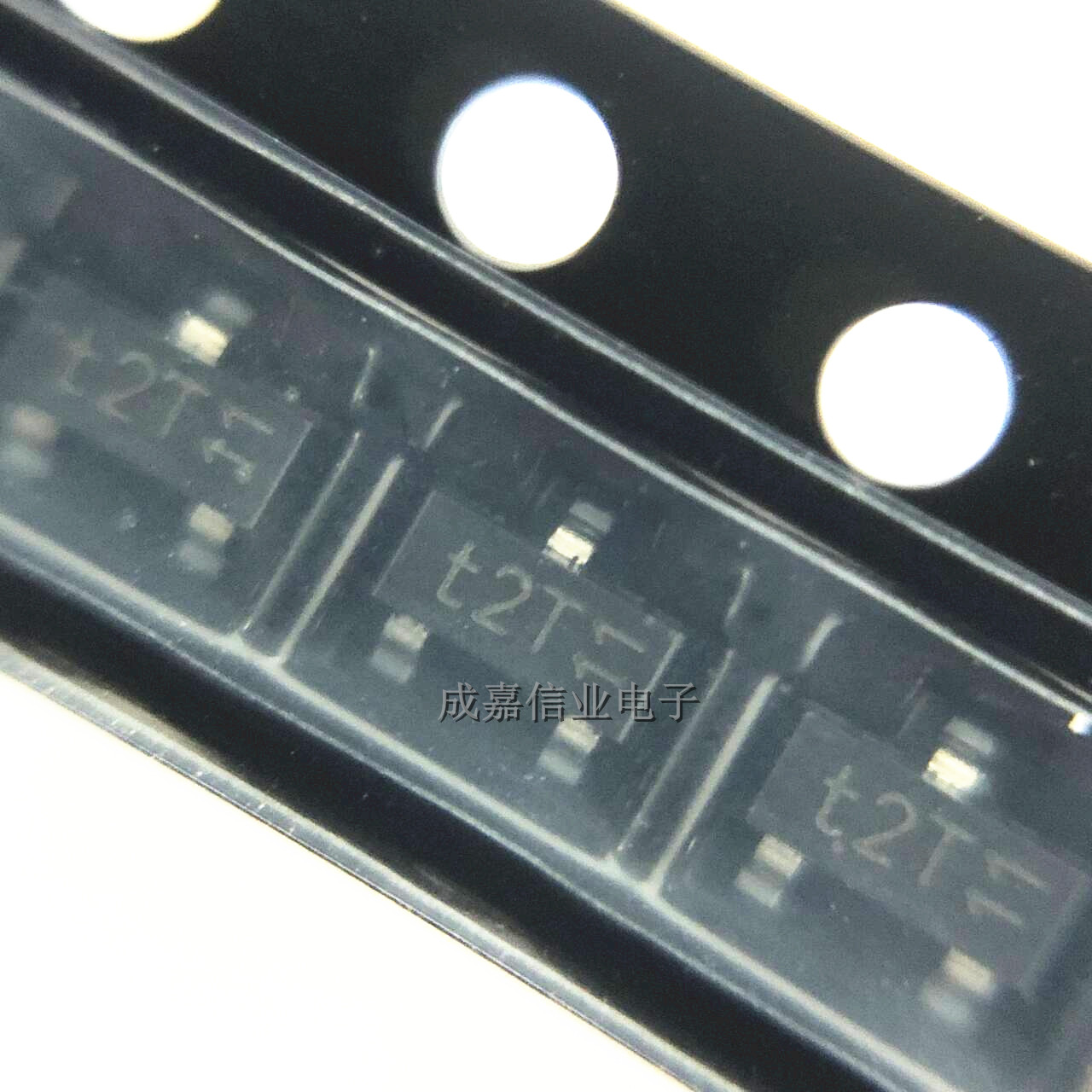 100ชิ้น/ล็อต PMBT4403 SOT-23-3เครื่องหมาย; t2T PNP Trans GP BJT PNP 40V 0.6A 250MW ยานยนต์3-Pin