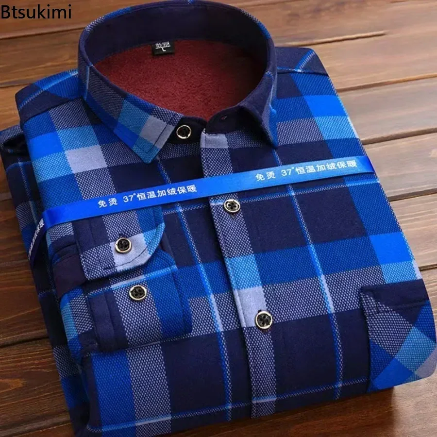 New 2025 Men's Long Sleeve Warm Plaid Shirt Autumn Winter Thick Fleece Casual Oversized Shirt Male Vintage Sweater Men Clothing