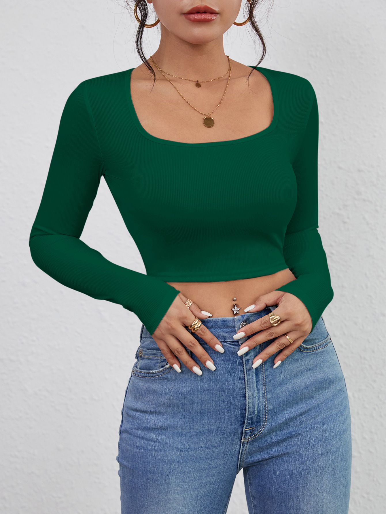 女性用半袖Tシャツ,へそがむき出しのセクシーなトップス,カジュアルな長袖Tシャツ,スクエアカラーのモノクロTシャツ,婦人服