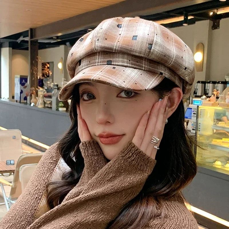 New Octagonal Hats for Men Women in Spring and Autumn Versatile Fashionable Retro Plaid Stripes Cotton Berets Painter Hats