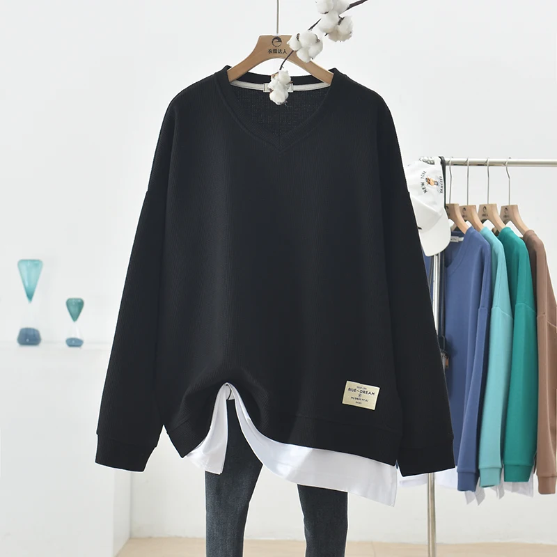 春秋の新スタイルパッチワーク偽ツーピースパーカー女性プラスサイズルーズ長袖 V ネックトップ Tシャツカジュアル快適