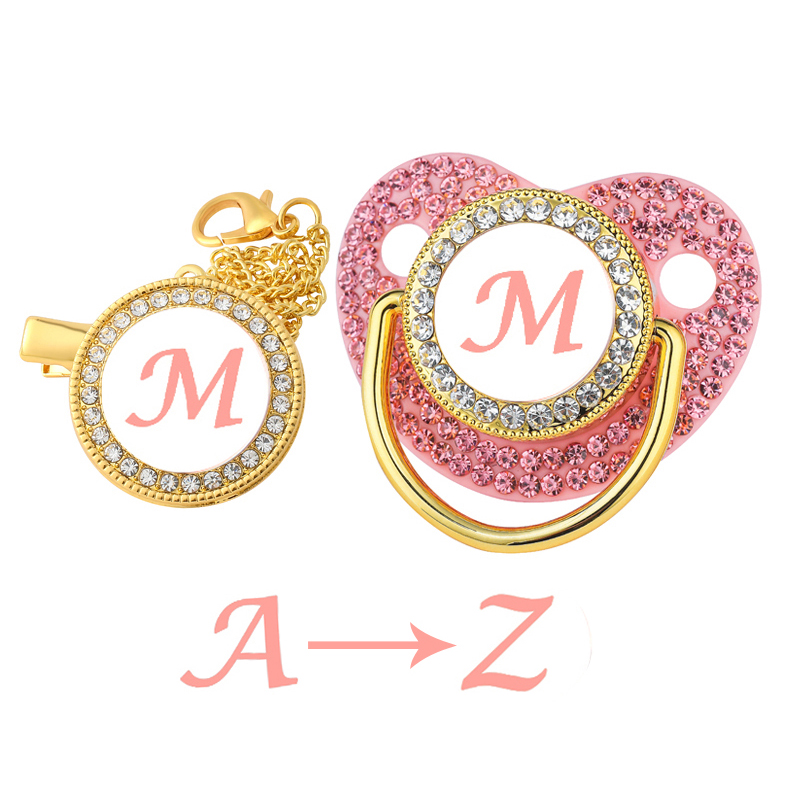 Nuevos chupetes recién nacidos para bebés, juego de tapa con Clip para chupete personalizado con diamantes de imitación rosas, 26 iniciales de nombre, mordedor para pezones infantil, regalo