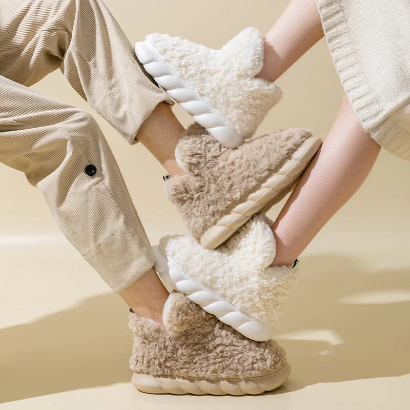 Chinelos de algodão para uso doméstico feminino de outono e inverno, novos sacos de pelúcia internos com saltos quentes para uso externo