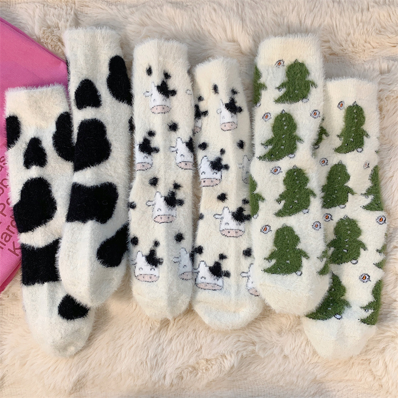2 Paar süße Kuhflecken-Drucks ocken, verdickte und warme Korallen vlies socken, Damen strümpfe und Strumpfwaren