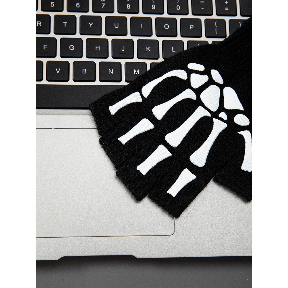 1pcs New Halloween Skeleton Skull Half Finger Punk Gloves Winter Skull Fingerless Black Mitten