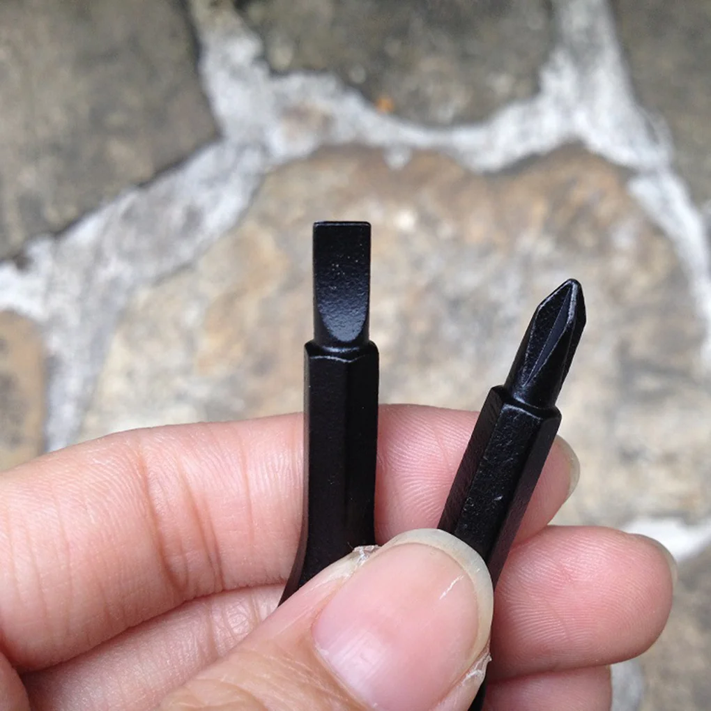 Set di cacciaviti a taglio Phillips portatili Portachiavi Portachiavi Mini portachiavi tascabile Cacciavite a croce Strumento di riparazione Gadget EDC Piccolo
