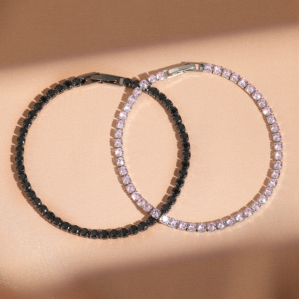 Bracciale da tennis di moda in zirconia per le donne Fascio di cristallo Designer Bracciale da tennis a catena sottile su gioielli di nozze a mano