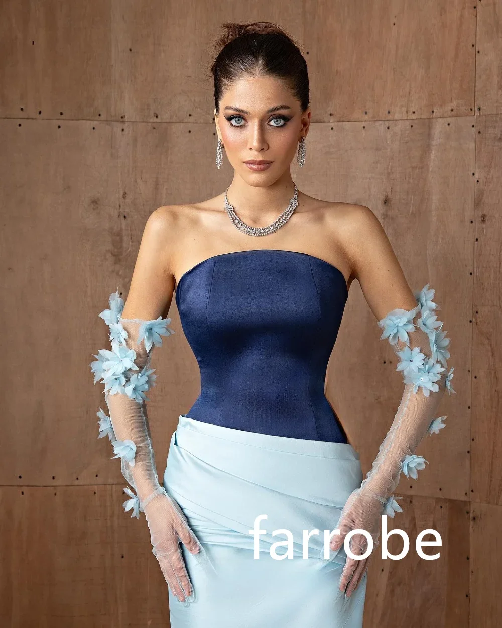ที่กําหนดเองซับซ้อน JERSEY Pleat A-Line Strapless MIDI ชุด Bespoke โอกาสชุดคลาสสิกประณีตสไตล์โมเดิร์น Pastrol