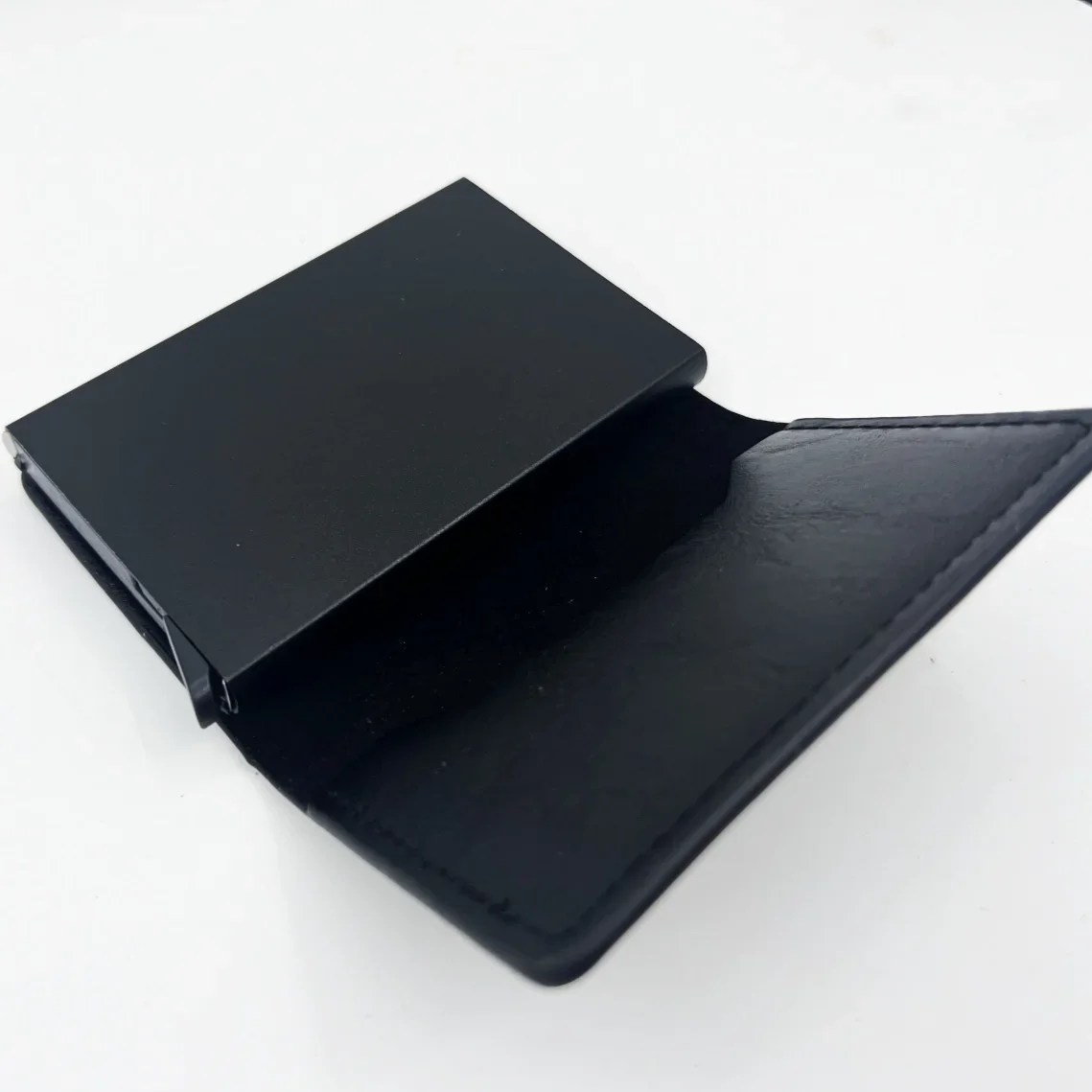 Mode Koolstofvezel Anti-diefstal Creditcard Pakket Metalen Kaarten Doos Heren Portemonnee Houder PU Portemonnee