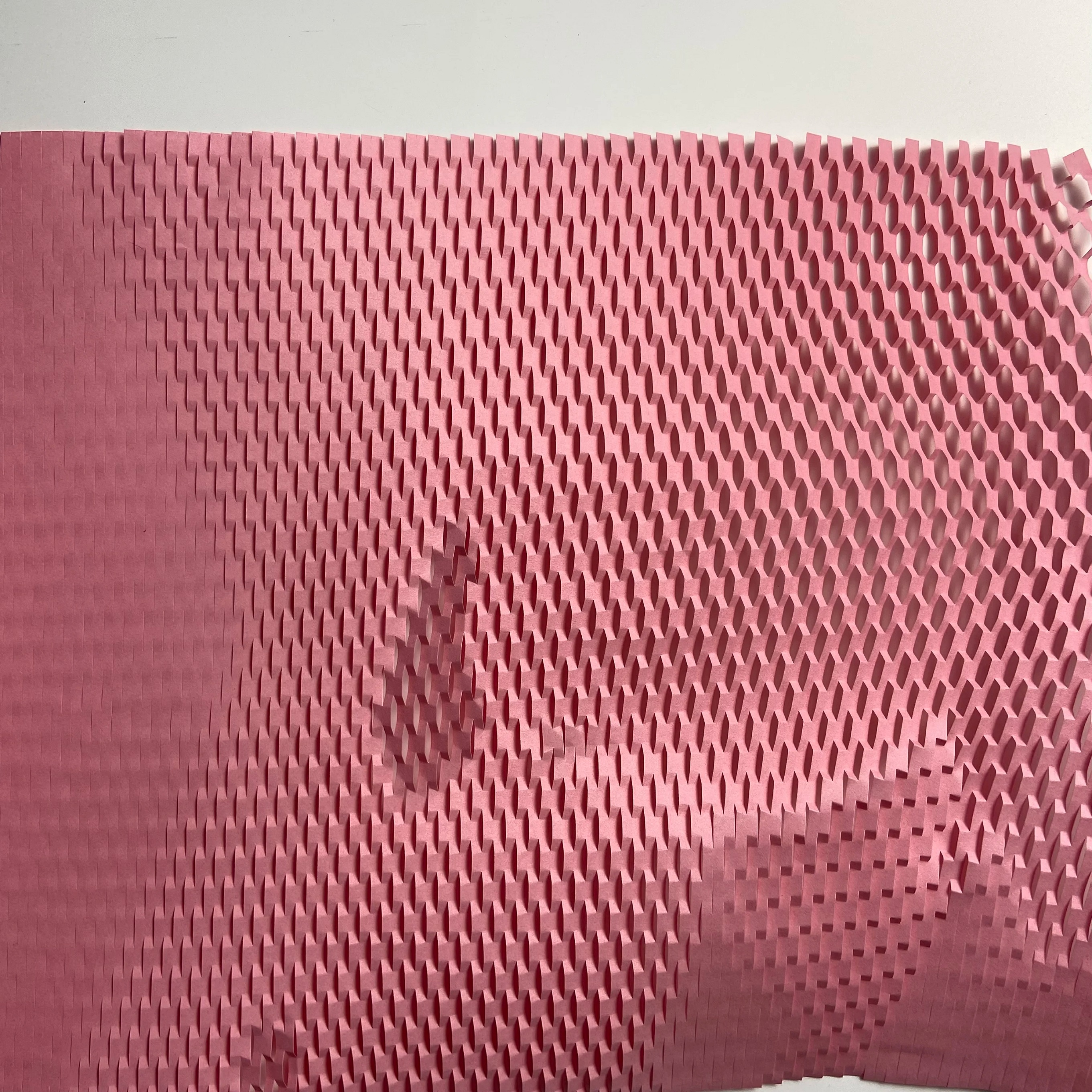 Honeycomb pink Kraft Packing PaperEco Friendly Recycled Cushioning Wrapping Roll Alternative to Bubble Cushioning Wrap
