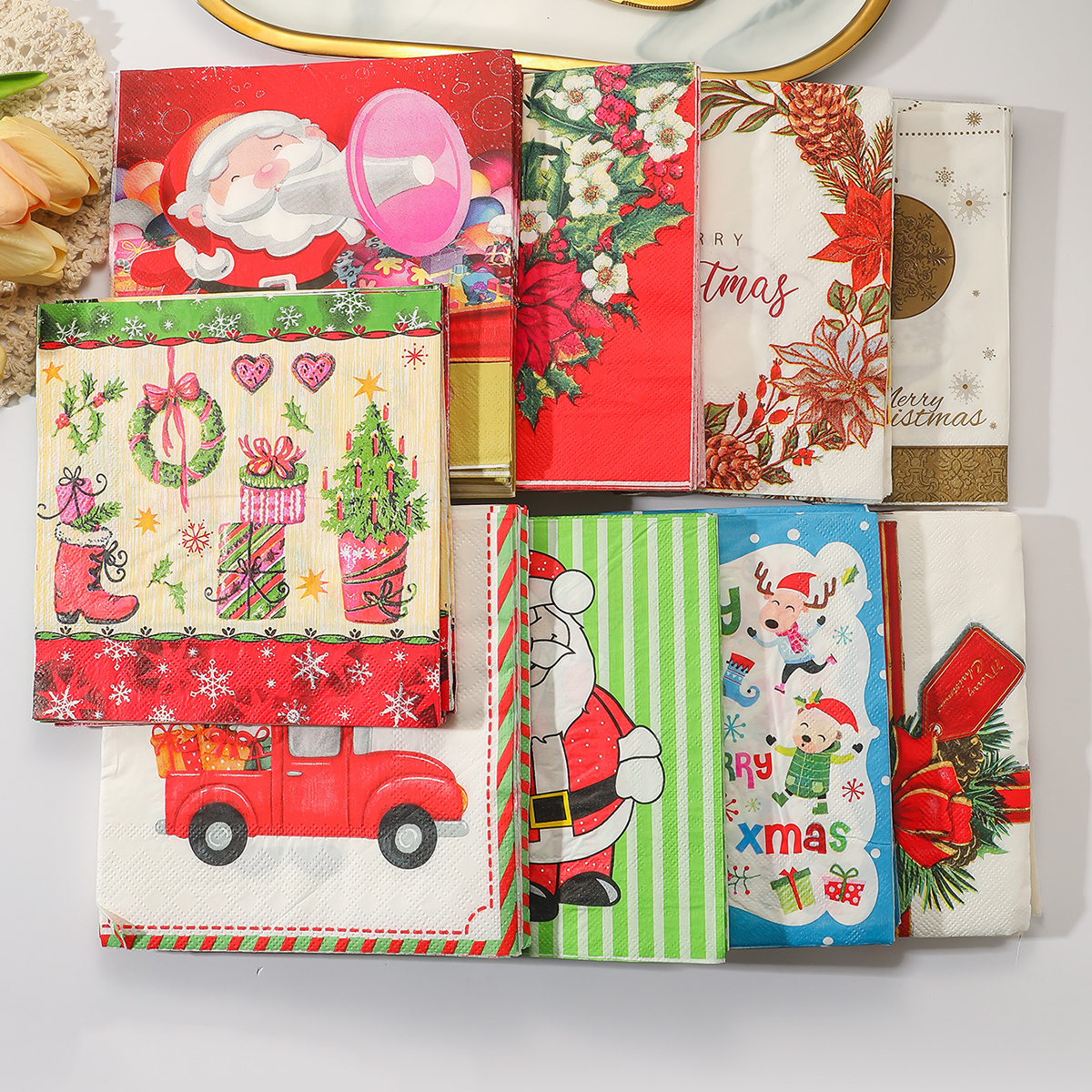 Christmas Party Napkins Disposable Dinner Serviettes Santa Claus Christmas Tree Gifts Flower Element Style Art Decoupage Napkins