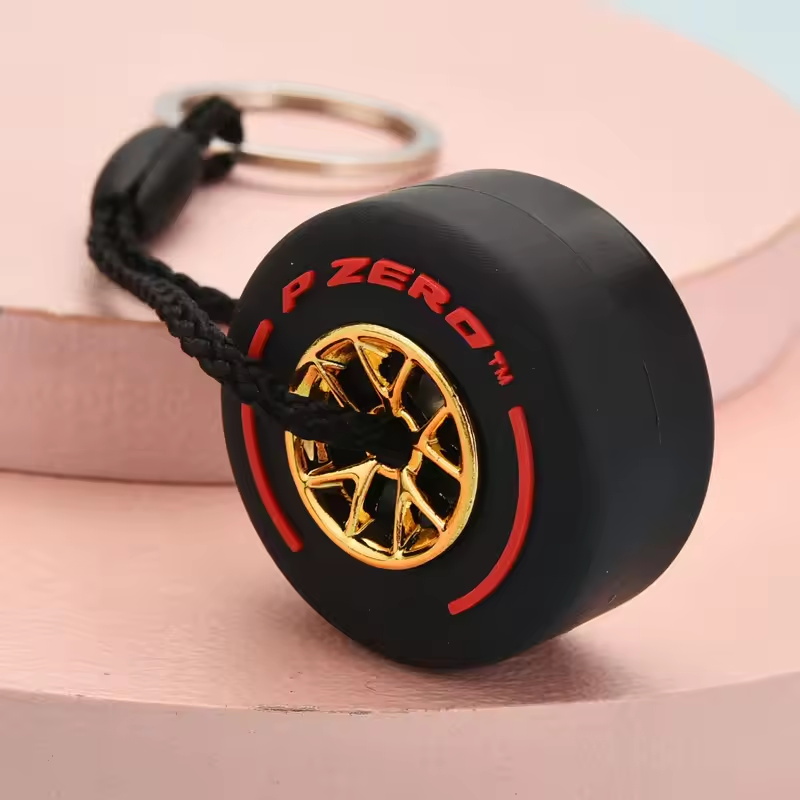 럭셔리 미니 F1 레이싱 타이어 키 체인 자동차 키 액세서리 PVC 타이어 펜던트 가방 매력 남자 가제트 친구를위한 선물 자동차 애호가