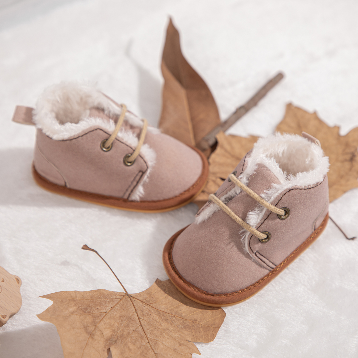 Meckior-ベビーブーティーシューズ,男の子と女の子のベビーベッドシューズ,暖かい綿,滑り止めソール,新生児用シューズ,幼児の最初の歩行者,冬