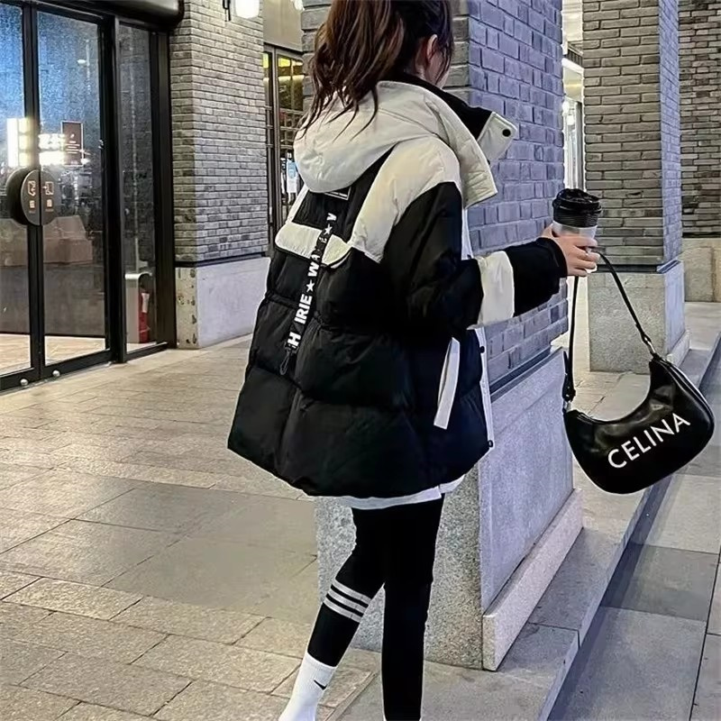 冬の女性のダウンコットンコート韓国女性すべて一致パーカージャケット 2024 レディースフード付きスプライシング一緒にフグ生き抜く