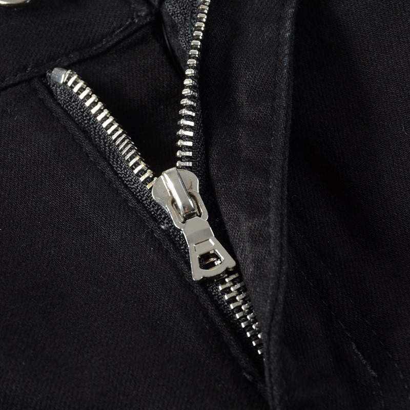 Männer Geknackt Silber Leder Patch Biker Jeans Streetwear Dünne Konische Stretch Denim Hosen Löcher Ripped Patchwork Schwarze Hose