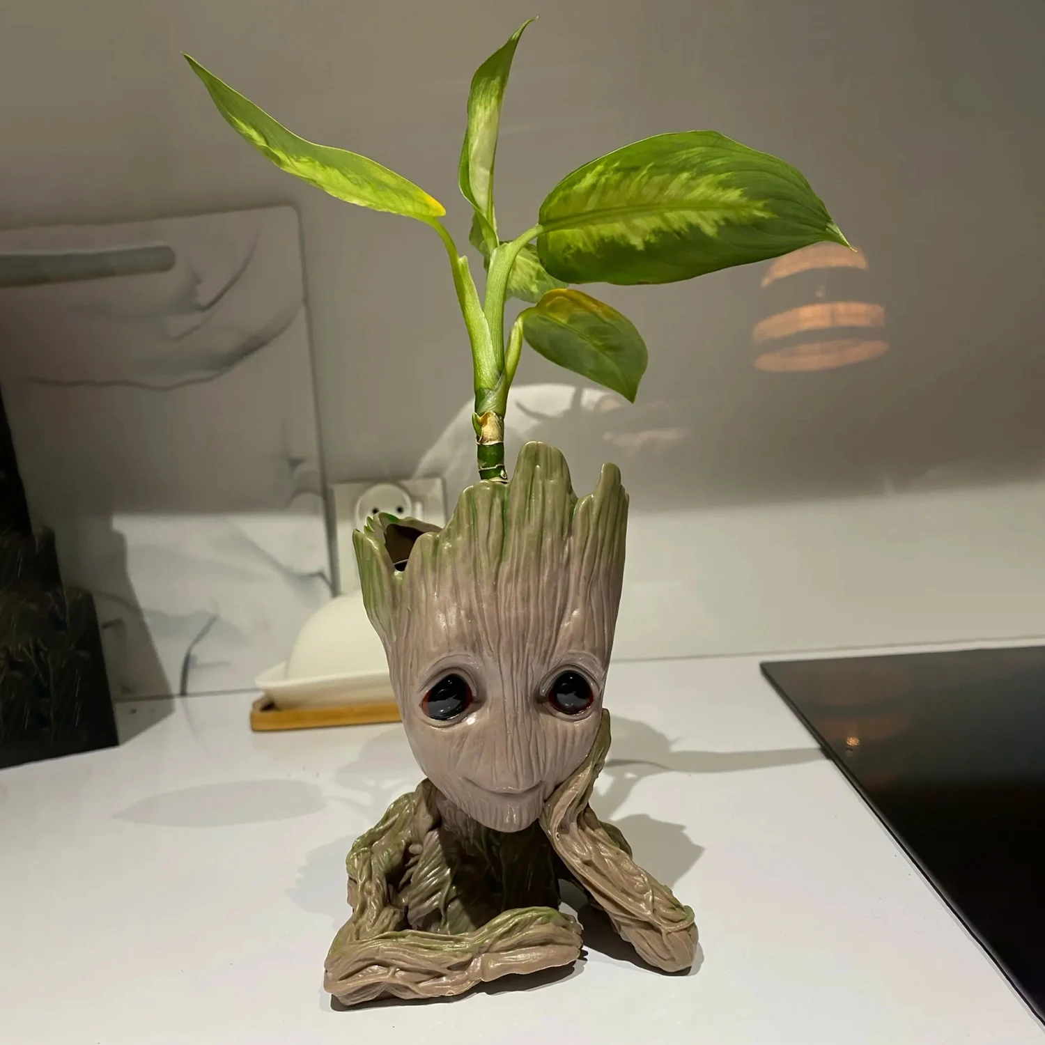 Home Dekoration Groot Pflanzer Blumentöpfe Für Innen Blumen Topf Baum Mann Ornamente Anime Figur Statue Kunst Handwerk Kind Männer Geschenke