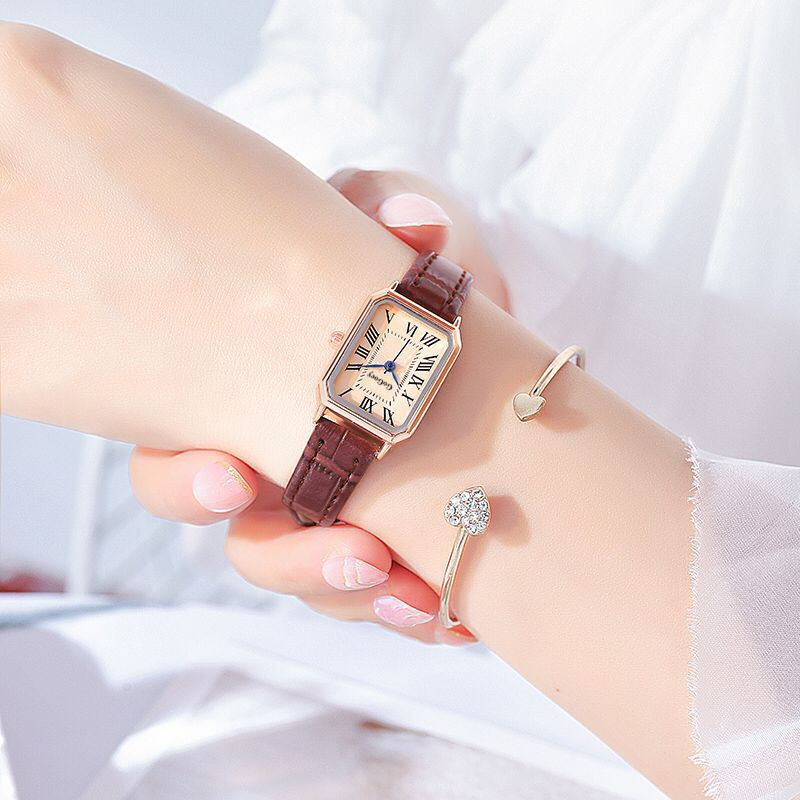 Fashion Retro Digital Dial Casual Watches Square Leather Strap Fashionable Clock Quartz Wristwatch for Women Gift