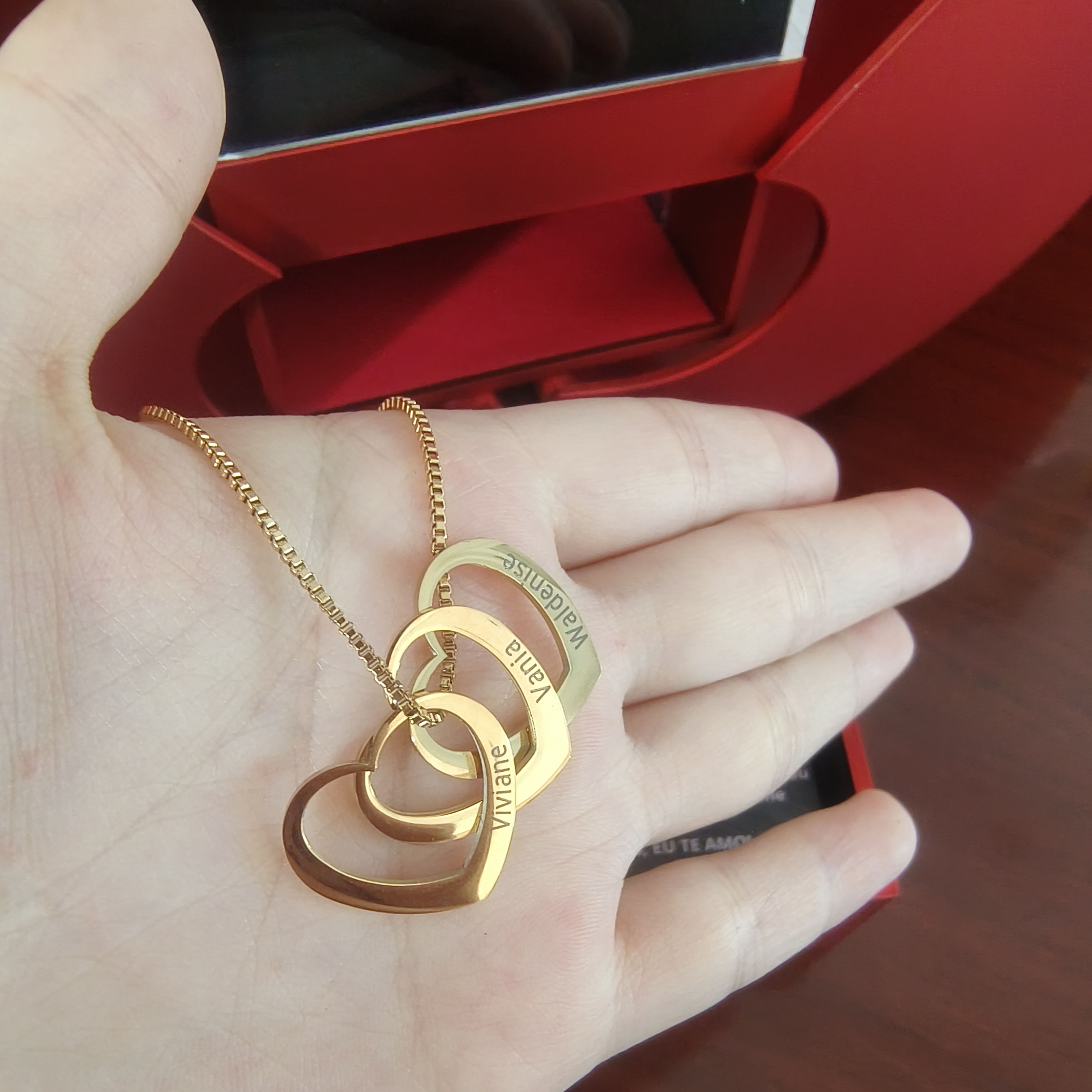 Colar com nomes personalizados de criatividade para mulheres, mãe com corrente de caixa para mulheres, joias românticas, presente