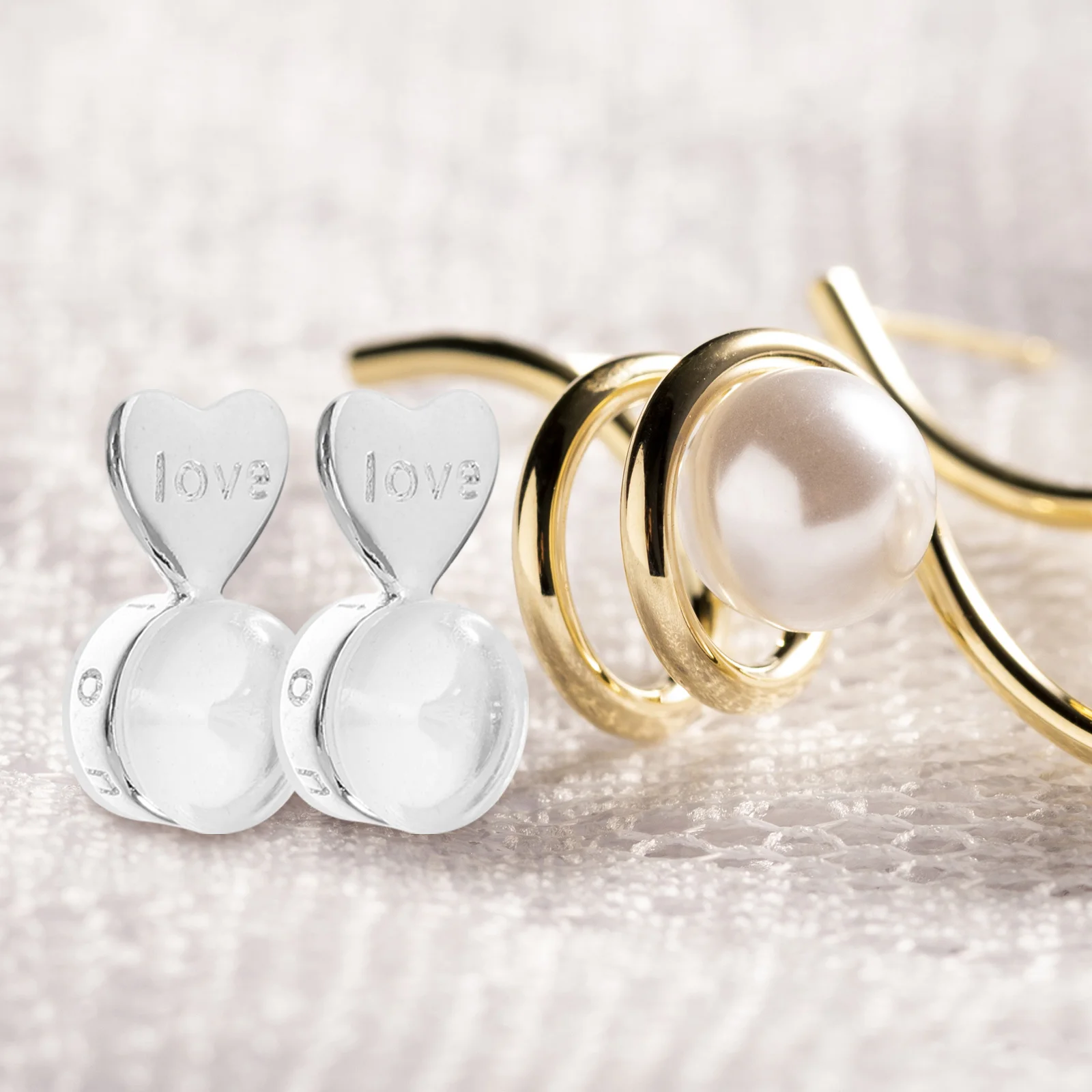 4 Pasang Penyangga Anting Silikon Bentuk Hati, Penahan Anting Berat, untuk Anting yang Jatuh, Lembut dan Nyaman