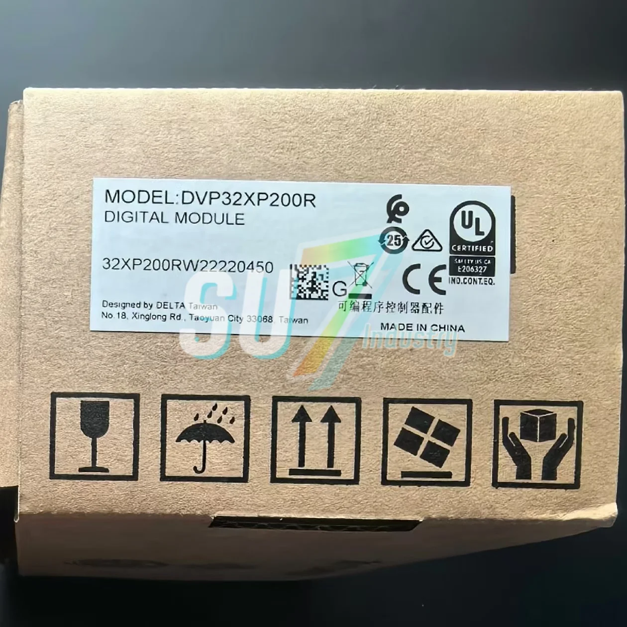 DVP32XP200R DVP32XP200T PLC 모듈 새로운 원본