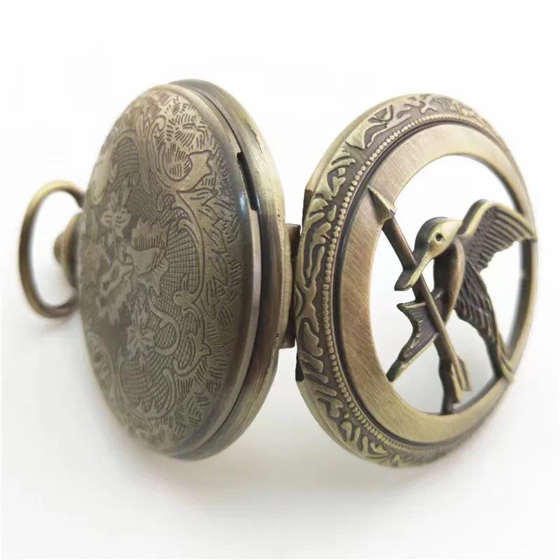 Retro-Quarz-Taschenuhr „Hunger Games“, beliebtes hohles Taschenuhr im Mockingbird-Design aus Bronze
