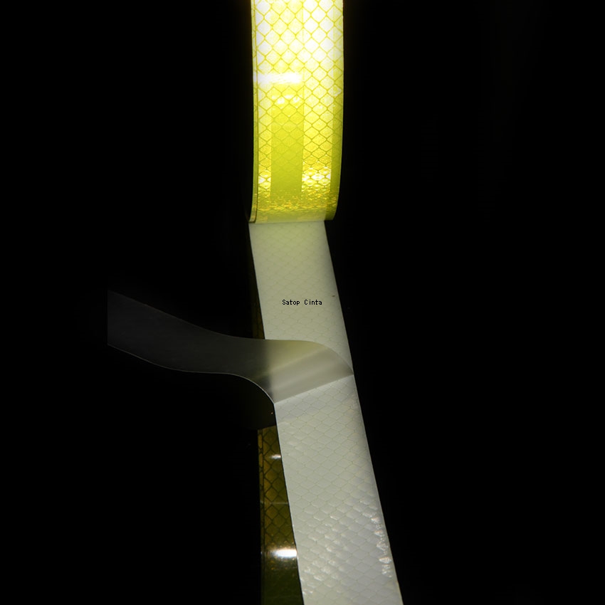 2.5cm/5cm/10cm 형광 노란색 반사 테이프 Giamond 등급 방수 강력한 접착 안전 경고 반사판 자동차 스티커