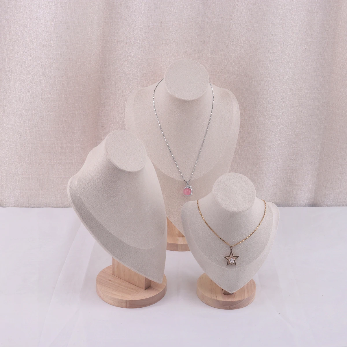 Samt Porträt Halskette Display Anhänger Organizer Schmuck Display Ständer Schmuck Mannequin Büste Halskette Anhänger Fenster Display