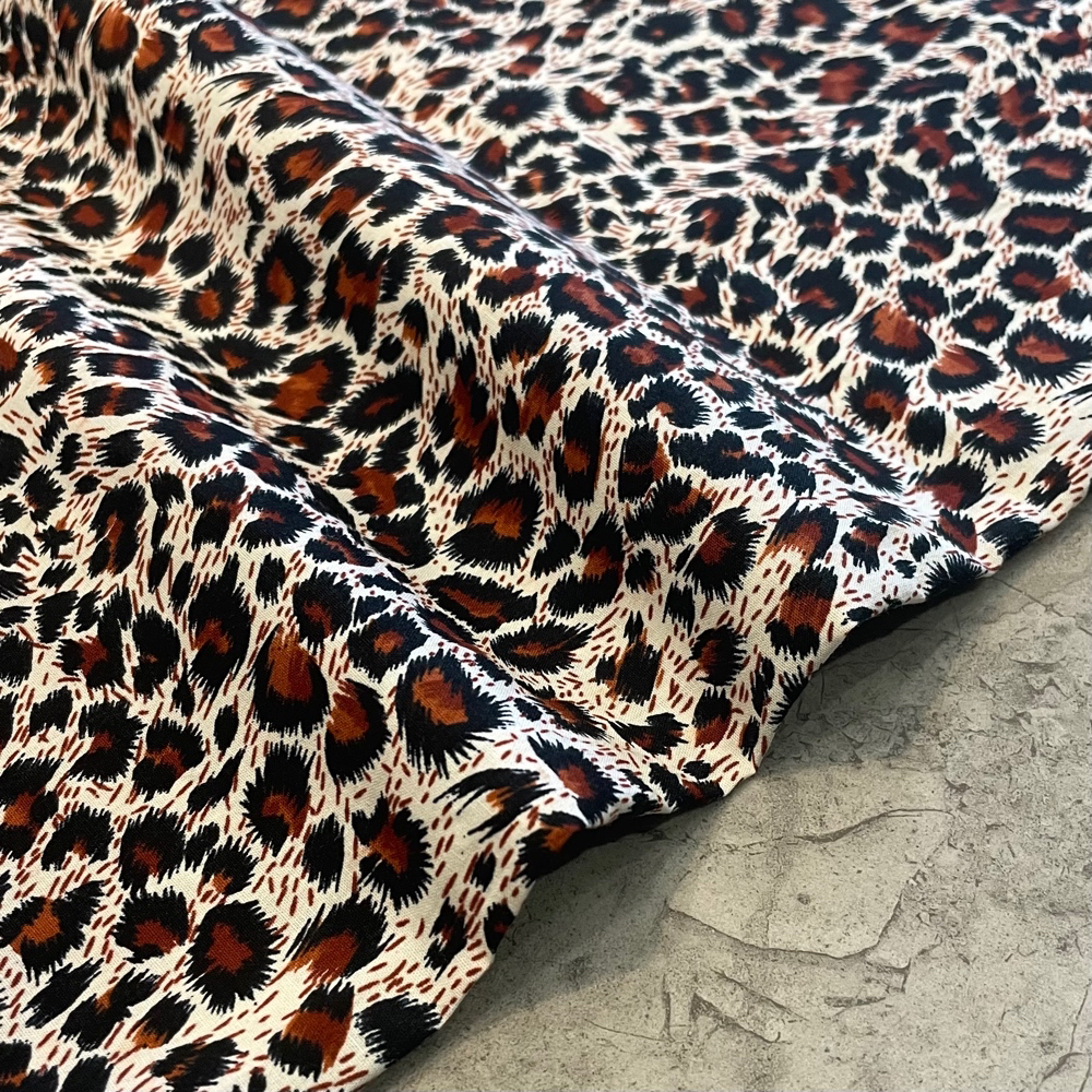 ผ้าพิมพ์ลายลายเสือดาวย้อนยุค145*50ซม. ชุดกี่เพ้าผ้าฝ้าย100% 40s แฟชั่นผ้าคอตตอนตัดเย็บผ้าทำมือ