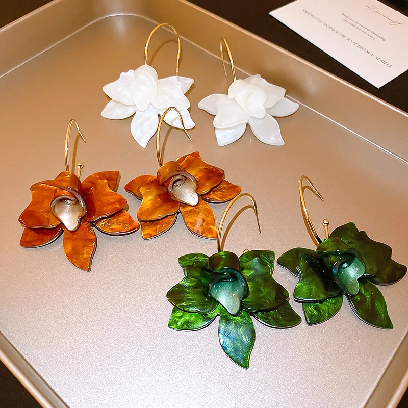 Harz-Blumen-Ohrringe für Frauen, Retro-Design, neuer Tropfen-Ohrring, 2024, neue koreanische Mode, florales weibliches Zubehör