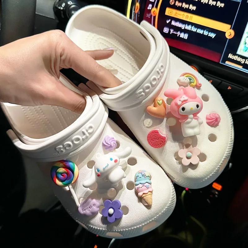MINISO かわいいサンリオクロミかわいい靴アクセサリー漫画周辺シナモロールメロディーチャームバックルチャームキッズギフト