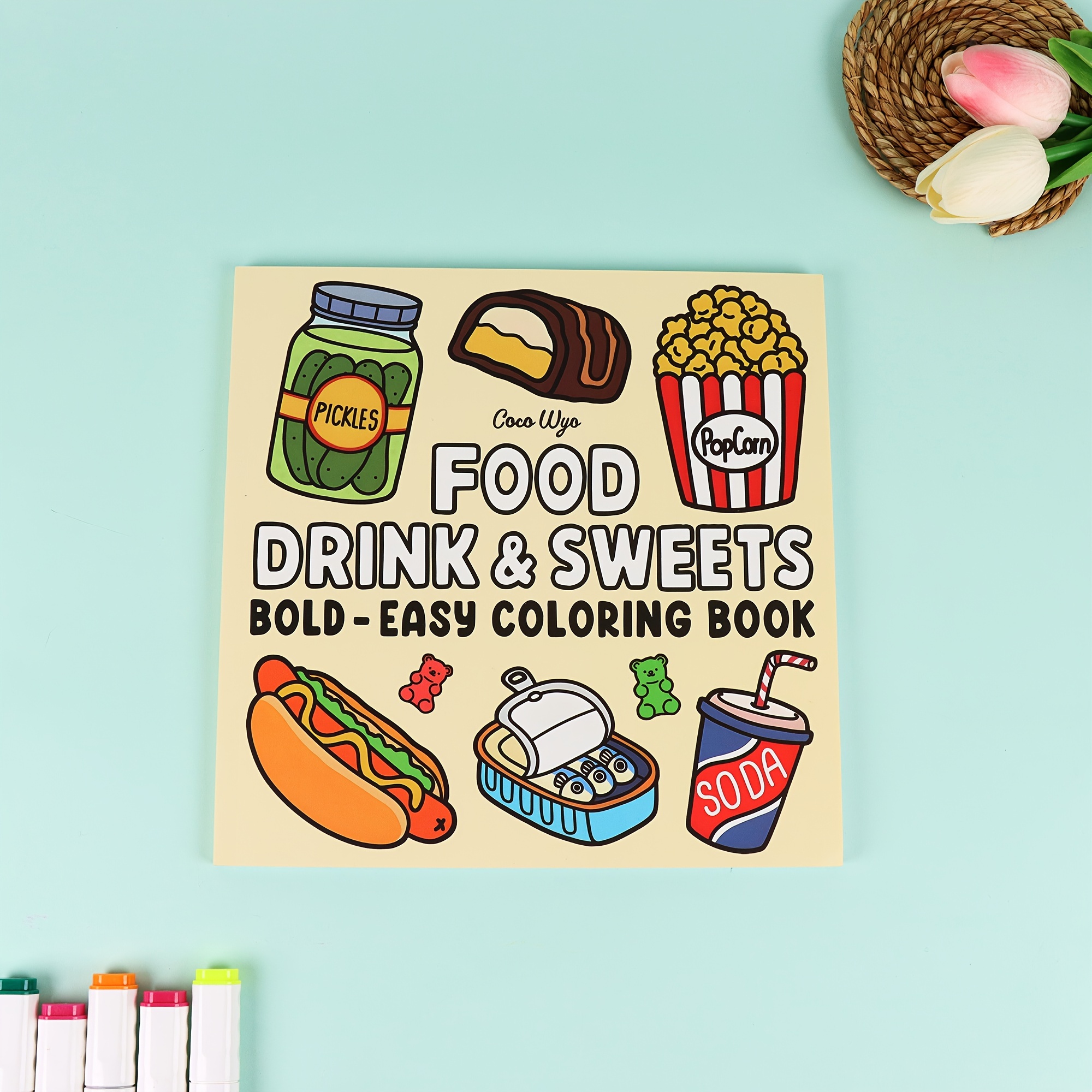 Fun Food-themed Coloring Book - 52 Pages Relaxing and Leisure Activities Suitable for Parties and Gift Giving