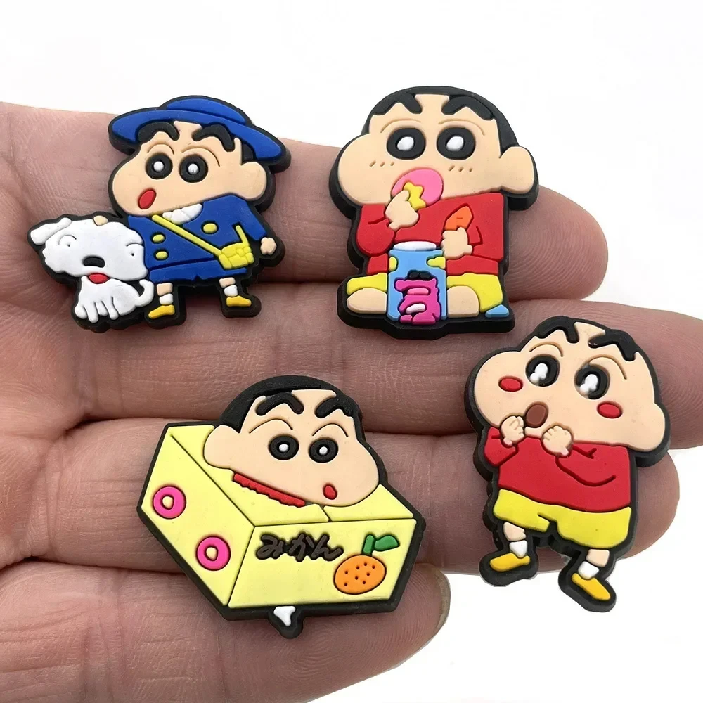 10Pcs 크레용 Shin-chan 운동화 버클 액세서리 샌들 버클 장식 파티 크리스마스 선물을위한 애니메이션 만화 버클