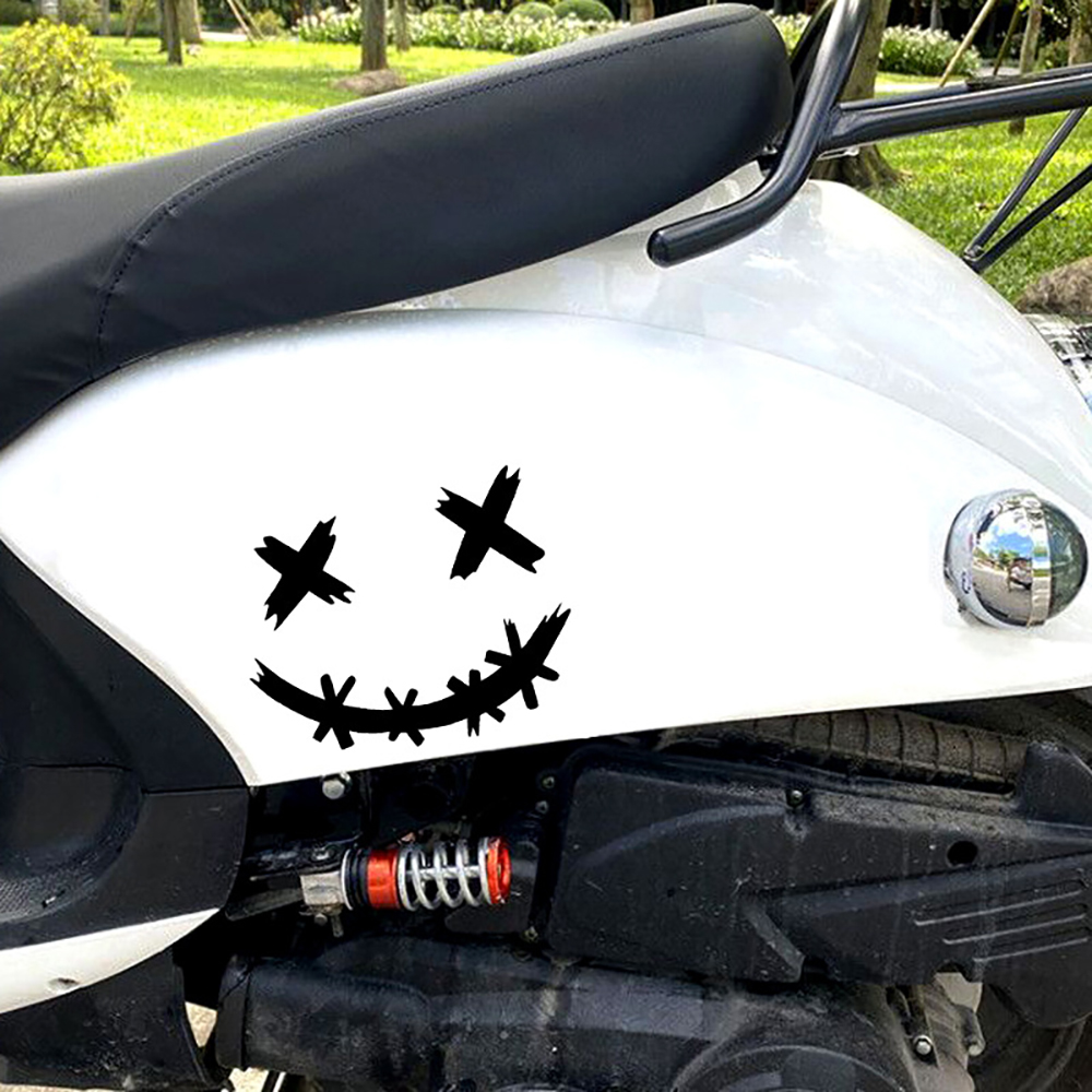 Wasserdichte reflektierende Aufkleber für Motorradhelm, Dämon lächelndes Gesichtsaufkleber, Karosseriedekoration, Autoaufkleber, Laser