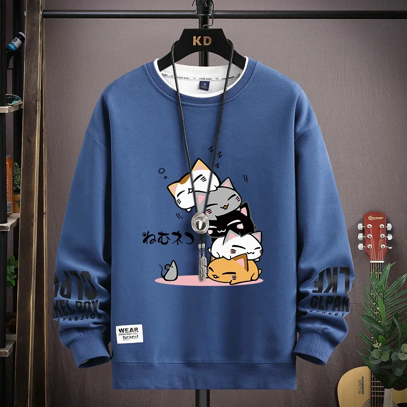 Sudadera de primavera para hombre, camiseta de manga larga con estampado de gatos de dibujos animados japoneses, ropa de moda para hombre, Top Harajuku de color caqui con cuello redondo, novedad de 2024