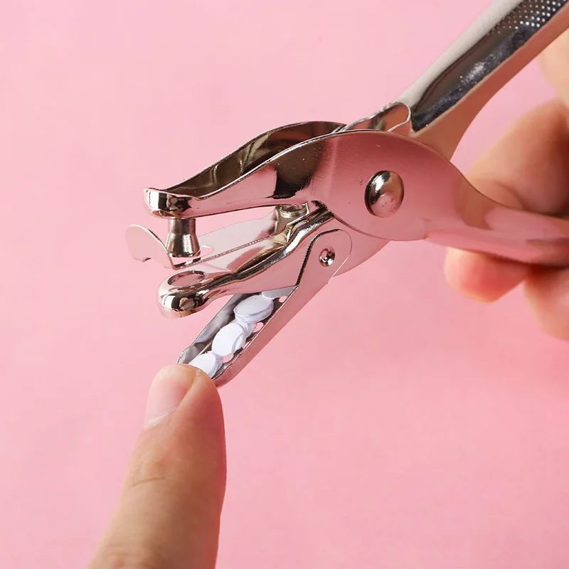 Single Handheld Circle Shaped Hole Puncher 8 Sheet Capacity 3mm 6mm of Diameter of Hole Paper Punch for Office Supplies