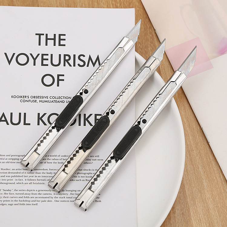 1PCSStainless stahl utility messer trompete tragbare büro liefert metall papier messer student schreibwaren hand werkzeug messer großhand