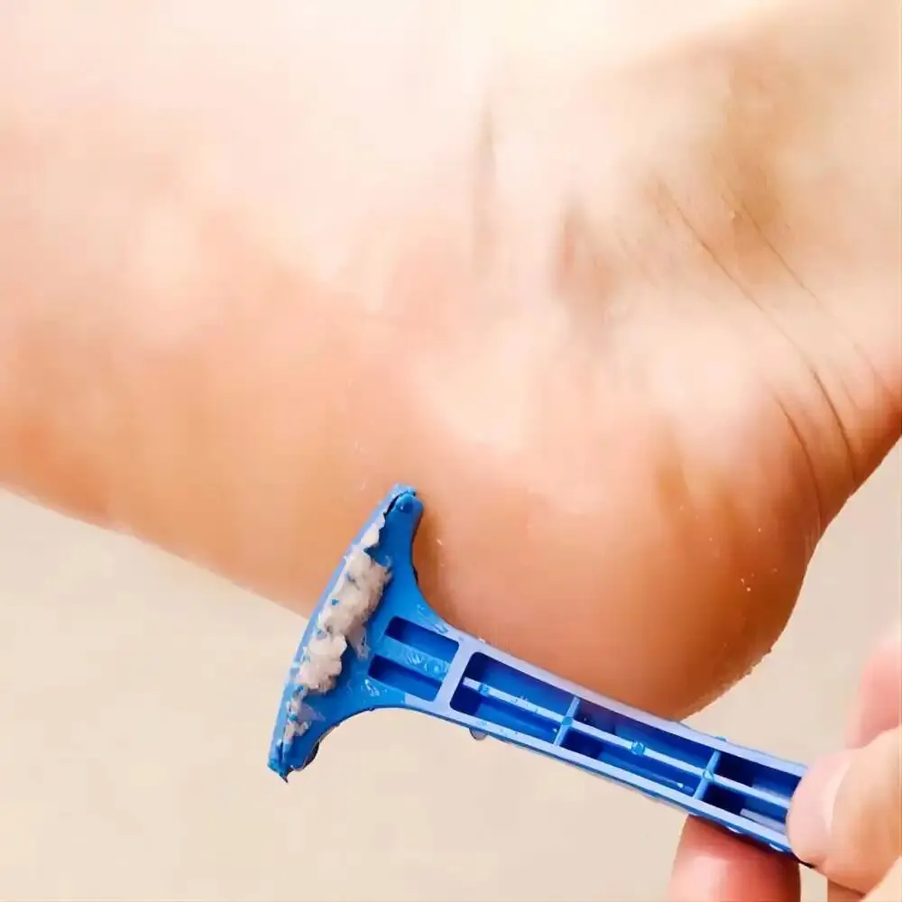 2 stücke Füße kratzen abgestorbenes Haut messer Fußpflege messer, um abgestorbene Haut messer zu entfernen, die Schwielen rasieren, um abgestorbene Haut utensilien zu entfernen