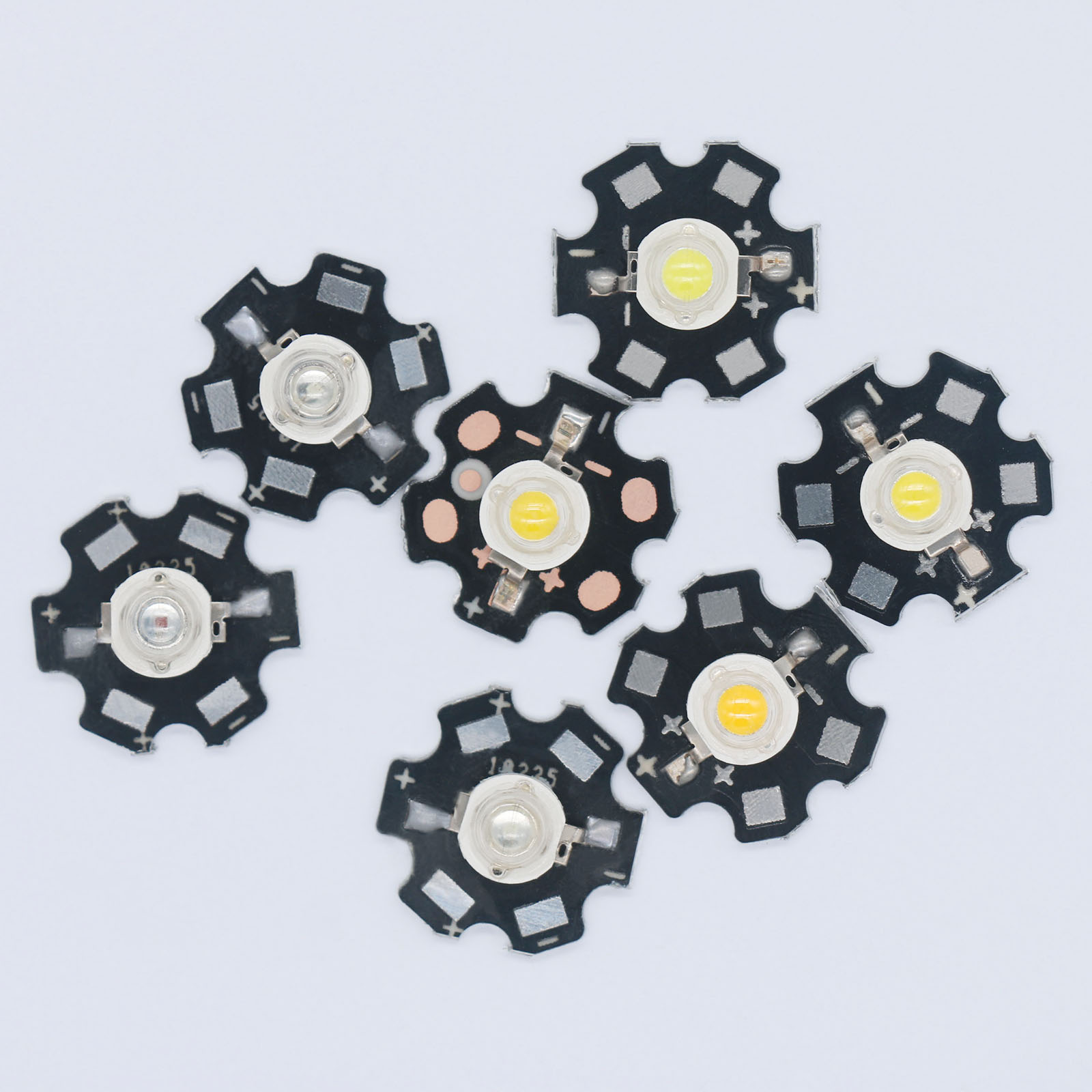 10 stücke LED SMD COB Lampe Perle 1W 3W High Power Chip Weiß Rot Blau Grün Diode mit 20mm Schwarz PCB Kühlkörper Aluminium Substrat DIY