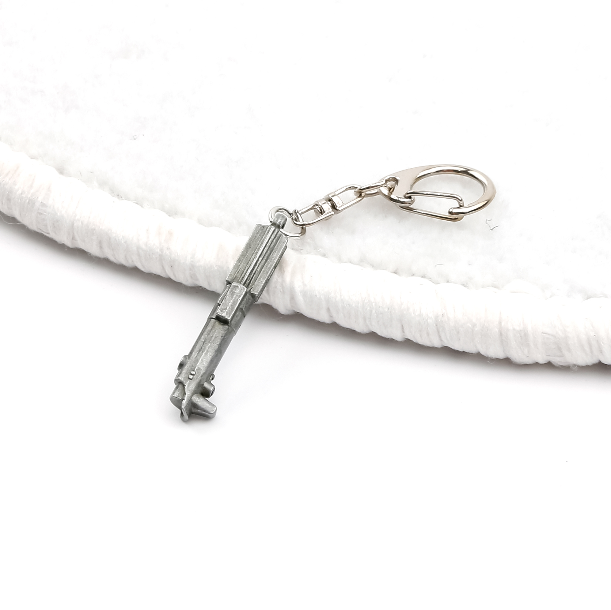 CrucQSAtextures-Mini porte-clés sabre laser, pendentif pour Obi wan Kenobi Luke Skywalker, pièces d'affichage, épée sabre laser, accessoires de bricolage en métal